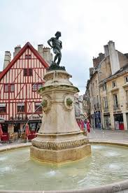 Panoramio Photos By Alainb V Bourgogne Franche Comte F Dijon 2 Water Features Water Fountain Fountains