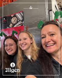 ⭐️🌲Danke für den tollen Nachmittag!🌲⭐️ Adventfenstereröffnung 2025 ALLE  Fotos findet ihr auf unserer Homepage unter  https://winkler-fehring.at/veranstaltungen/44 auf unserer Webseite  www.winkler-fehring.at Danke an die vielen Kinder für's ...