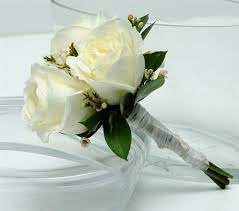 Typically, a pomander bouquet will be enhanced with colorful jewels and gems. 3 White Rose Bouquet White Rose Bouquet White Roses Wedding Diy Bridesmaid Bouquet