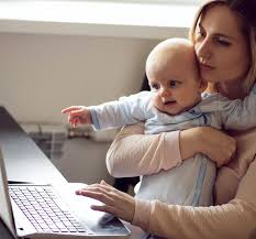 Wichtig ist es, die stillpositionen immer wieder zu wechseln, damit die brustwarzen beim stillen nicht immer an derselben stelle am stärksten beansprucht werden. Richtig Stillen Tipps Zum Anlegen Der Optimale Stillrhythmus