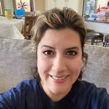 Liz Wolcott's Instagram, Twitter & Facebook