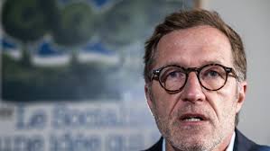 BERNARDINI N'A PAS LAISSE PASSER SA CHANCE: LE PILOTE CORSE A REMPORTE LE  RALLYE DE MONTE CARLO CE MATIN