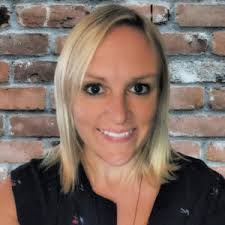 Shannon Ash's Instagram, Twitter & Facebook