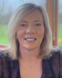 Karen Lavery's Instagram, Twitter & Facebook