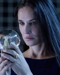 De ser una de las más infravaloradas de Hollywood a ser la protagonista de  la temporada de premios 2025 ⭐✨ Demi Moore es el claro ejemplo de que todo  trabajo duro y