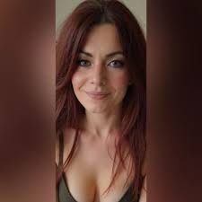 mia alexandra (@miaward21)