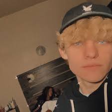 Darrell Woods (@darrellbadkidder_69) • Instagram photos and videos