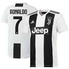 Wear your heart on your sleeve and your team crest over your heart in an adidas juventus jersey. Adidas Juventus 2018 2019 C Ronaldo 7 Home Soccer Jersey Cr7 Kids Youth Ebay
