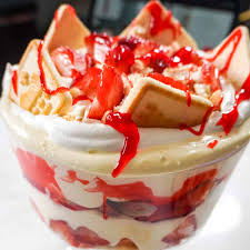 The Best Strawberry Banana Pudding
