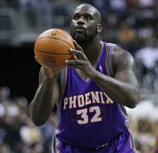 Royce stands at 6'8 but has the same hand size, both in span and length, as 7'1 wilt chamberlain. Why Was Shaq Bad At Free Throws Stats Facts Basketball Word