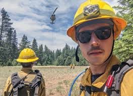 Billie Burnham's Instagram, Twitter & Facebook