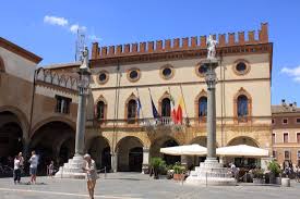 E' possibile contattare banca di roma spa al/i numero/i 054435211 mentre maggiori informazioni sono disponibili presso il sito web aziendale www.capitalia.it se stai cercando altre aziende a ra trovale usando il nostro motore di. Main Square In Ravenna Review Of Piazza Del Popolo Ravenna Italy Tripadvisor