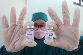Vaksin astrazeneca yang akan dikirimkan ke indonesia ini mengggunakan skema multilateral jadi ini nanti diperuntukkan bagi yang menerima suntikan vaksin astrazeneca dosis i kemarin, ujarnya. Vaksin Astrazeneca Yang Mulai Dibatasi Di Eropa Republika Online