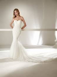 So, wie zu wählen hochzeitskleid braut petite es? Brautkleider Von Pronovias Berlin Hamburg Balayi Brautmoden