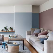 La peinture moderne n'est pas pensée pour être esthétique ou réaliste, mais bien pour ressentir un plaisir intellectuel et sensitif. Peinture Salon Les Plus Belles Couleurs Pour Votre Salon
