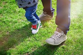 How to get grass stains out of jeans. 4 Ways To Get Grass Stains Out Of Jeans Using Household Products Wigglywisdom Com