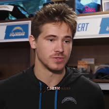 New hair, same bae🤷‍♀️💙 || #justinherbert #justinherbertedit #chargers  #nfl #ladesigns33 #fyp