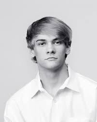 SENIORS 2025.. scheduling Senior portraits. now through April… it's not too  late ⏰ . Wherefineartbecomesfamilyhistory #shreveportphotographer  #louisianaphotographer #seniorinspire #2025 #portraitphotography #portrait  #photographer #fineart ...