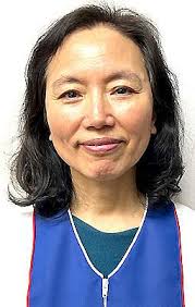 Magical production enchants crowd