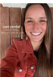 Sarah Foss's Instagram, Twitter & Facebook