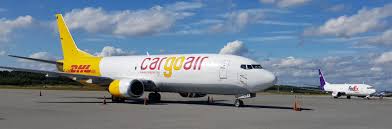 Ett flygplan med nio personer ombord har kraschat vid örebros flygplats, bekräftar räddningstjänsten för svd. Lagesbild Fran Orebro Airport Orebro Airport