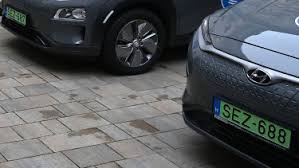 Ötmilliárd forintos keretösszegű pályázat indul szerdán a tisztán elektromos autók és kiemelte, hogy a pályázat benyújtása után saját felelősségre megrendelhető az elektromos autó vagy robogó. Khfse 9w62nbpm