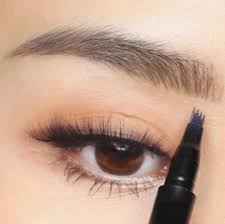 Outil De Sourcils Elu De 2019 Durable Et Facile A Utiliser 2020 Eyebrows Maquillaje Amazing