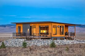These Amazing Prefab Homes Are Move In Ready In Just 6 Months Home Design Garden Architecture Blog Magazine Modern Prefab Homes Prefab Homes Prefab