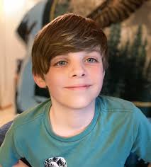 Lynn Hare (@lynnrhare) • Instagram photos and videos