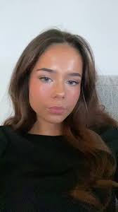 Anna Tobias (@user9665348148119)