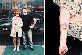 Maybe you would like to learn more about one of these? Schauspielerin Susan Sarandon Bekommt Tattoo Mit 72 Tattoo Spirit