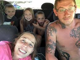 Amanda Lakey's Instagram, Twitter & Facebook