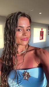 Stacy Arellano's Instagram, Twitter & Facebook