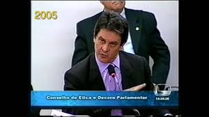 Apesar de ter ganhado notoriedade com o caso do mensalão, roberto jefferson é uma. Roberto Jefferson Delator Do Mensalao Em 2005 Memoria Eletronica Youtube
