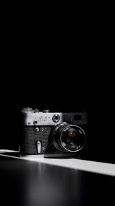 Get a blast from the past with these cool and nostalgic wallpapers. Vintage Camera Dark Retro Black And White Technology Classic Hd Mobile Wallpaper Peakpx