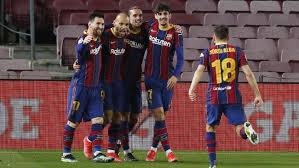 Con tres centrales en sevilla | sport. Ldsov0fjmylrdm