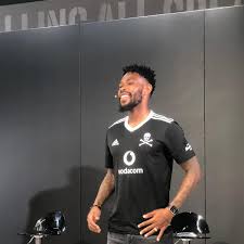Welcome to the official orlando pirates fc website. Orlando Pirates Signing Hlatshwayo Impressed At How Coach Zinnbauer Is Learning Isizulu