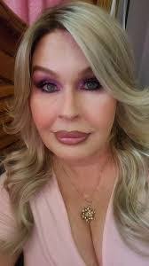 Jamie Gendron's Instagram, Twitter & Facebook