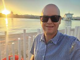 3 months now out from the best decision I ever made. Don't get me wrong  it's been really hard going through the changes required to get where I  want to be. Finally