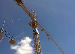 Africa daily news, new york gathered that the crane came crashing down while a team of 10 workers was attempting to dismantle it. Nine Killed As Crane Collapses In Nairobi News24
