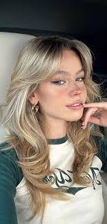 Brandy Lunsford's Instagram, Twitter & Facebook