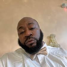 Ray Keyes's Instagram, Twitter & Facebook