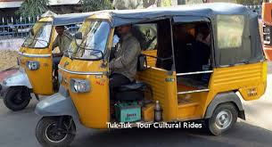 Tuktuk Twitter Search