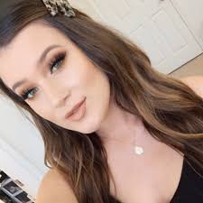 ✿Bailey✿ (@BaileyBeeBenson)