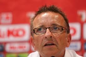 NORBERT MEIER (Trainer Fortuna Düsseldorf) neben seiner neuen Freundin  Nadine DAS AKTUELLE