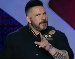 David páramo, periodista y analista financiero de imagen televisión, platica entre camaradas con david páramo, el padre del #análisissuperior, se pregunta si realmente el gobierno había bajado el. David Paramo Billie Parker Noticias