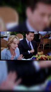 Michael sale con la mamá de Pam