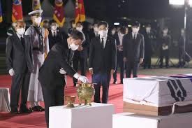 특히 홍범도장군 유해봉환은 코로나19 영향으로 잠정 연기된 상황으로, 추후 카자흐스탄 대통령의 방한과 함께. Lclsi3z1djd8om