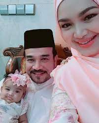 To date, she has garnered more than. Siti Nurhaliza Ibu Dan Aafiyah Dulu Ye Last Tu Bila Facebook