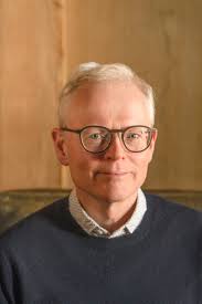 5 Questions with Ian Johnson, Author of SPARKS: China's Underground  Historians and Their Battle for the Future